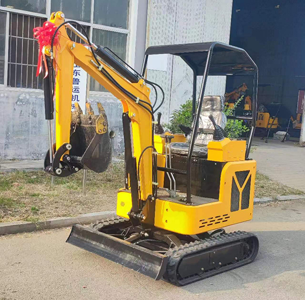 小型挖掘機廠家